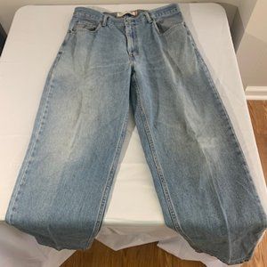 Levi's Comfort Fit Jeans